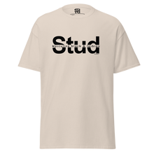 Carica l&#39;immagine nel visualizzatore di Gallery, &quot;Stud&quot; Masculine Black &amp; Lesbian T-Shirt
