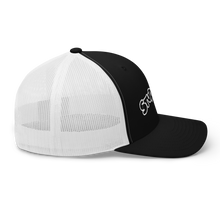 Carica l&#39;immagine nel visualizzatore di Gallery, StudsRin™ Trucker Cap
